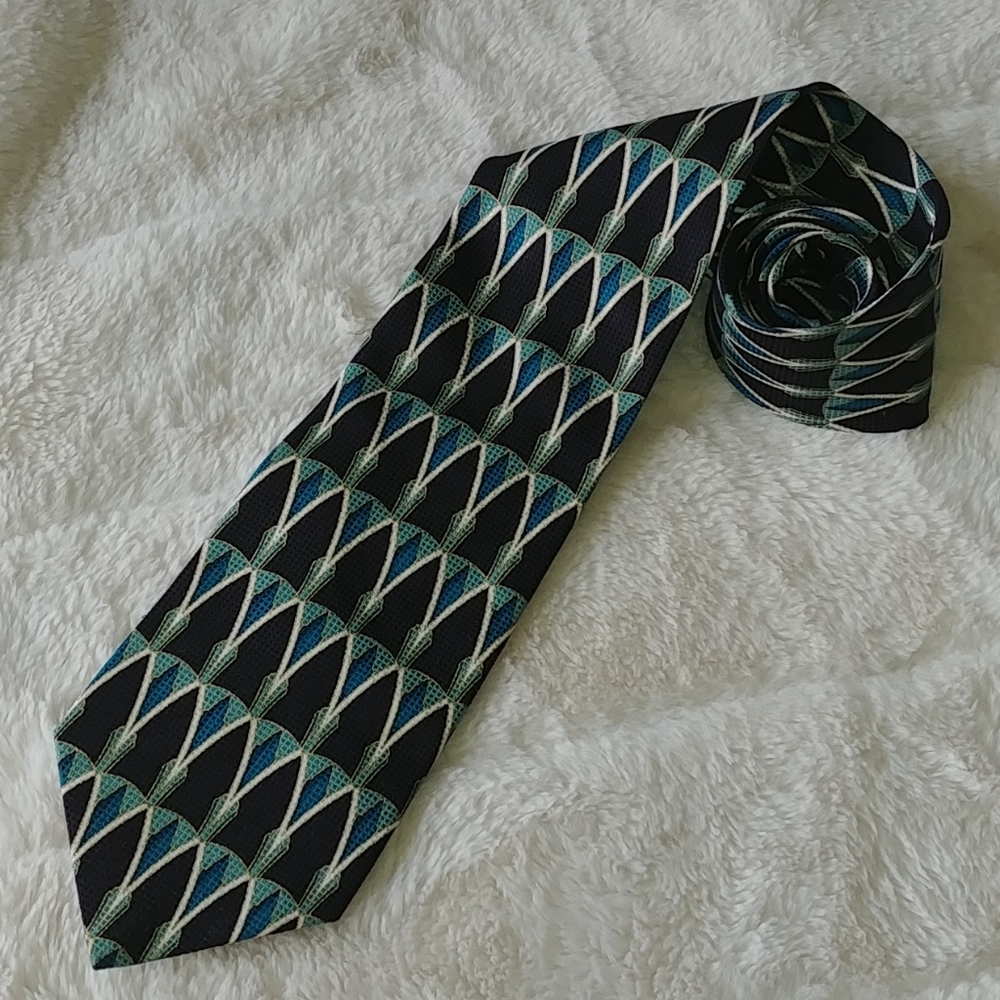 100% Italian Silk tie with Art Deco design